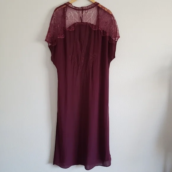 Smell the roses lace embroidered Duster - Picture 6 of 6